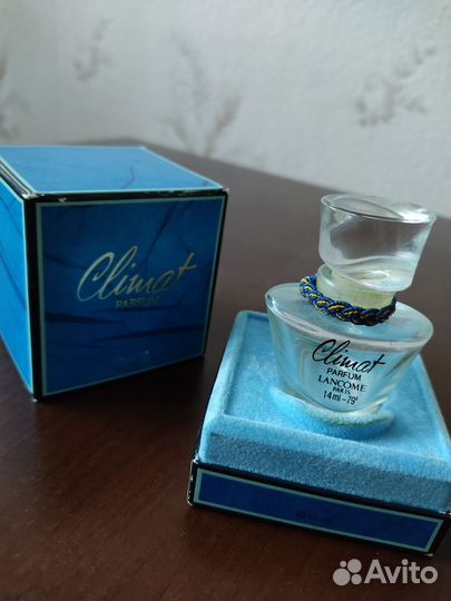 Оригинальные флаконы от французских духов