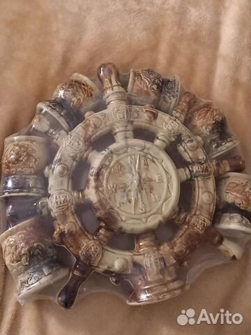 Набор декоративной посуды в виде штурвала и рюмок