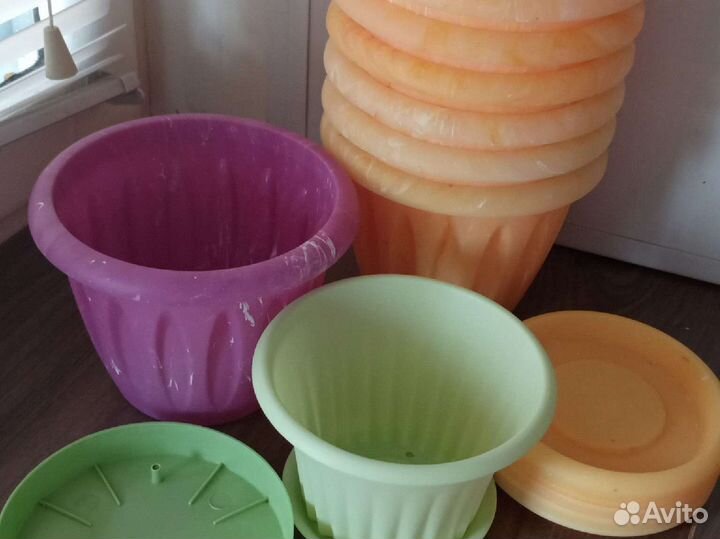 Цветочные горшки пластик