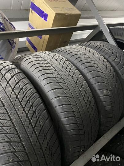 Bridgestone Blizzak LM-001 225/60 R18 29L