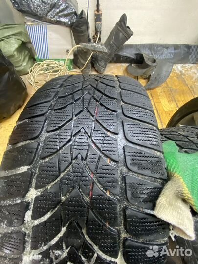 Dunlop SP Winter Sport 4D 245/40 R18 97H