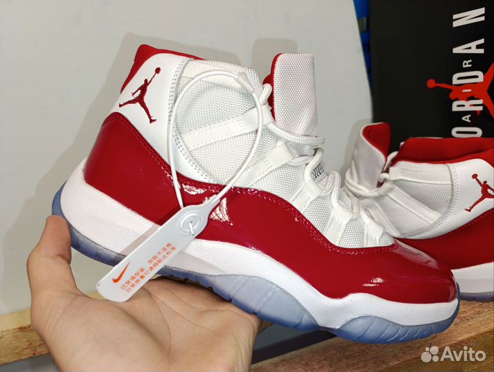 Nike Air Jordan 11 Cherry