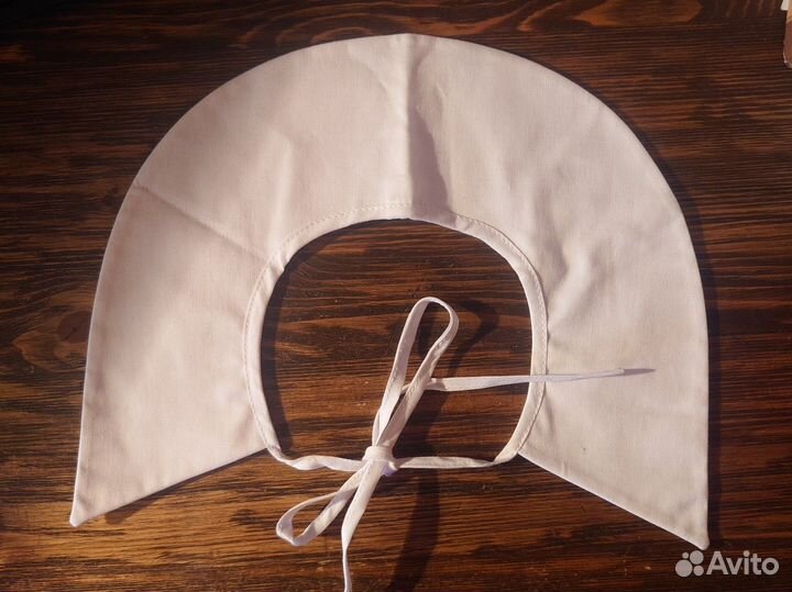 Воротник съемный белый