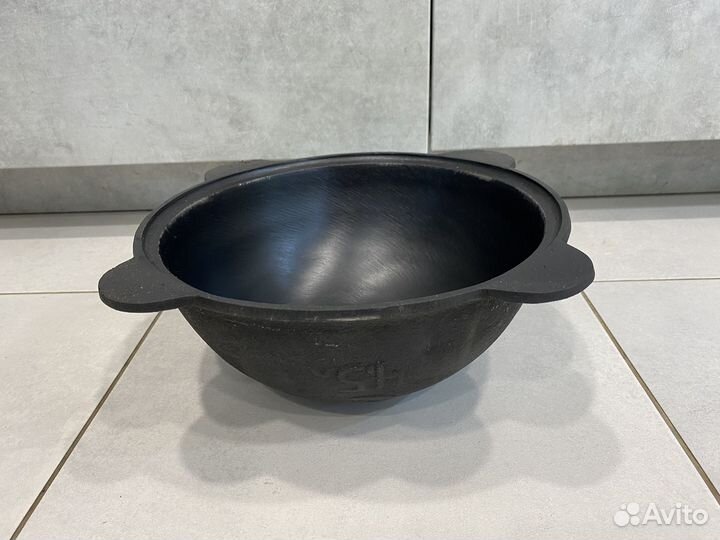 Казан 4,5 л новый