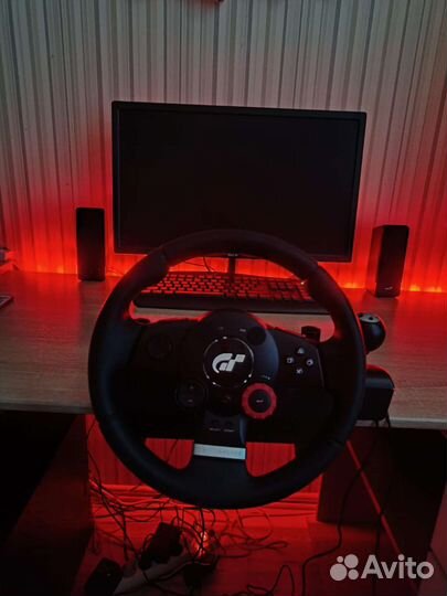 Игровой руль logitech driving force gt