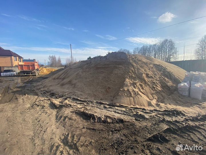 Песок и щебень с доставкой