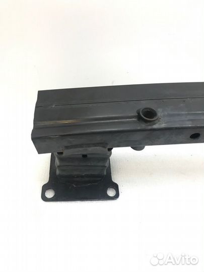 Усилитель бампера передний Peugeot 207 2011