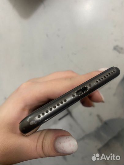 iPhone 8 Plus, 64 ГБ