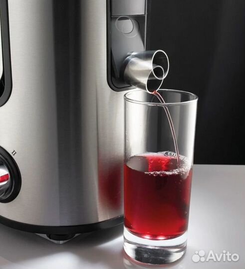 Соковыжималка новая