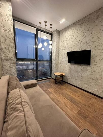 2-к. квартира, 50 м², 10/21 эт.