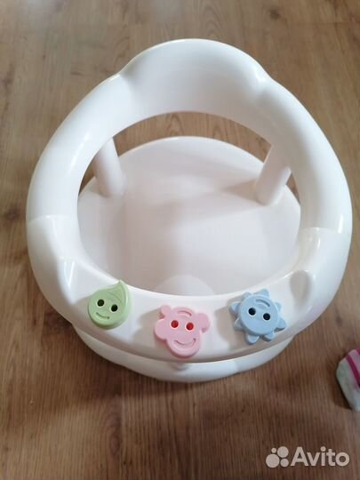 Стульчик для купания в ванночке