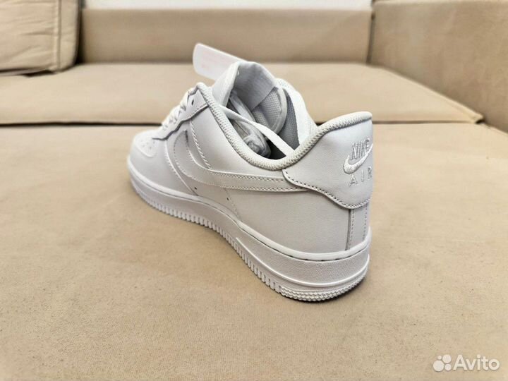 Мужские кроссовки nike air force 1 белые