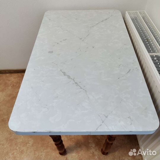 Кухонный стол бу