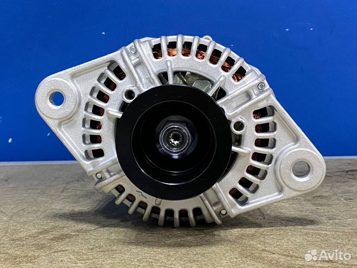 Генератор для грузовиков Вольво FH/FM 4 серии и Рено С/К/Т серии (24V 150A)