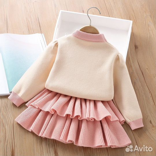 Костюм комплект детский для девочки свитер юбка