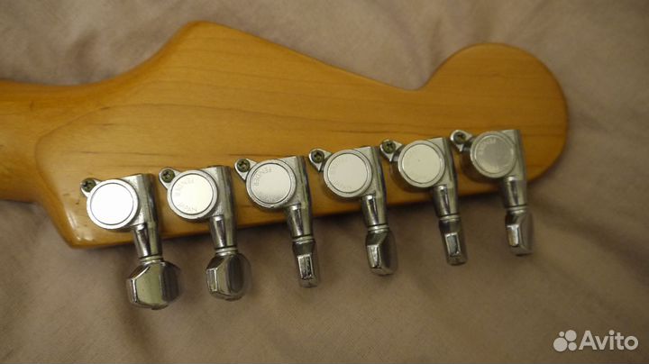 Гитара Squier by Fender Japan Stratocaster ST-535