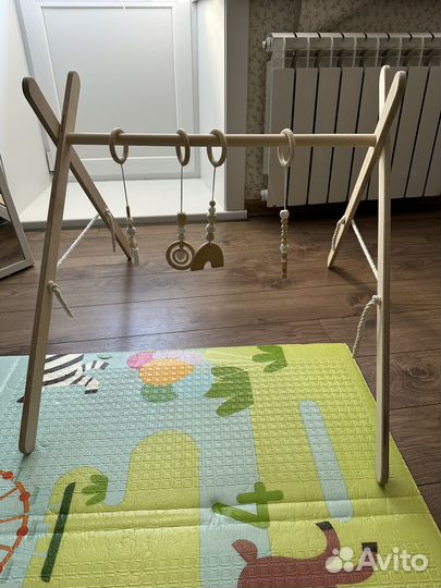 Стойка монтессори для малышей