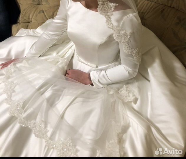 Свадебное платье