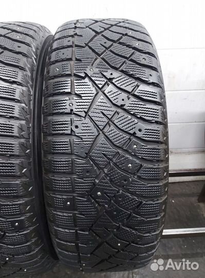 Nitto Therma Spike 235/60 R18 99Y