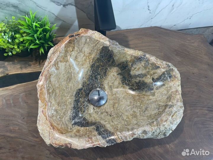 Раковина из натурального камня