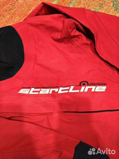 Сухой гидрокостюме для парусного спорта