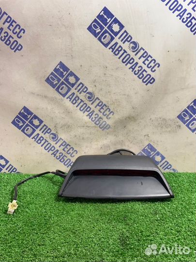 Стоп-сигнал Kia Optima седан 2.0 G4KD 2012