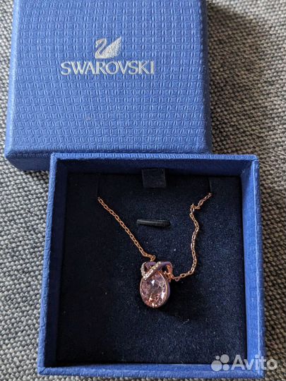Swarovski кулон Bella V
