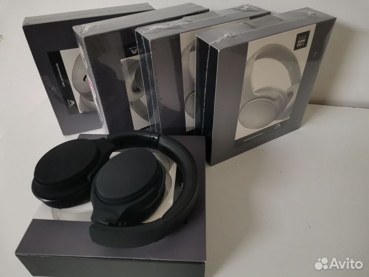 Беспроводные наушники накладные новые