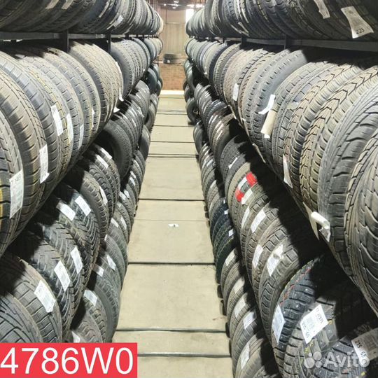 Bridgestone Ice Cruiser 7000 215/60 R16 92M