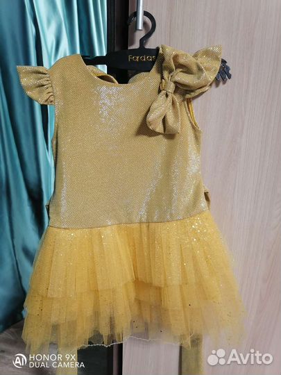 Платье для девочки праздничное