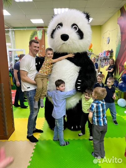 Белый мишка на праздник