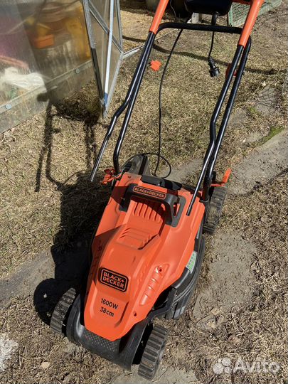 Газонокосилка электрическая black+decker