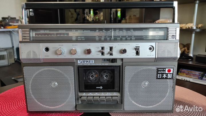 Магнитолы JVC Hitachi Sankei