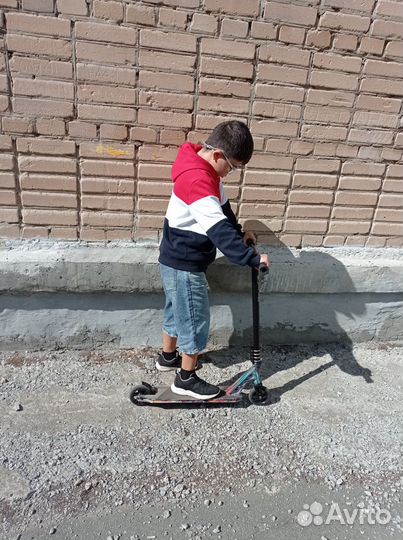 Трюковой самокат