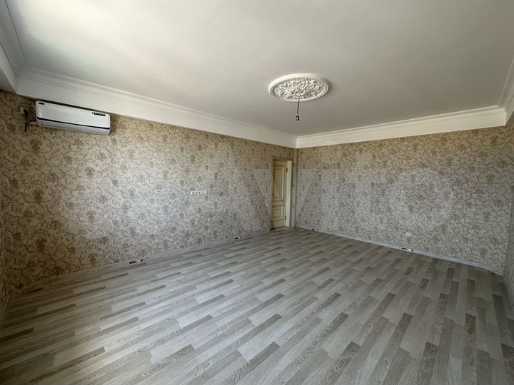 2-к. квартира, 71 м², 12/13 эт.