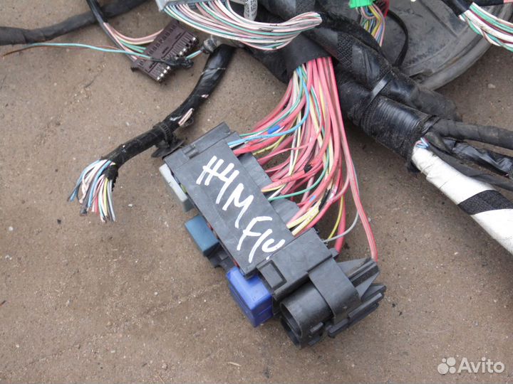 Проводка двигателя H4M Рено Флюенс