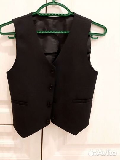 Жилет классический на мальчика Пеплос 128р