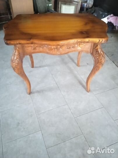 Стол ручной работы