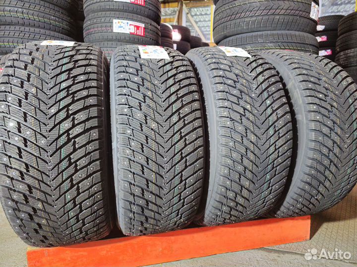 iLink Wintervorhut Stud II 225/40 R18 и 255/35 R18