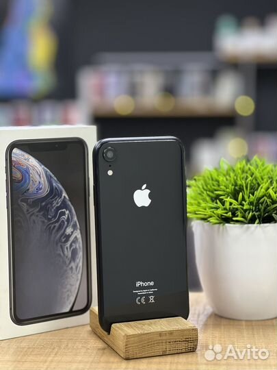iPhone Xr, 64 ГБ