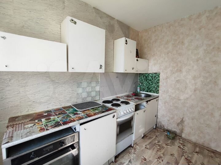 1-к. квартира, 42 м², 1/17 эт.