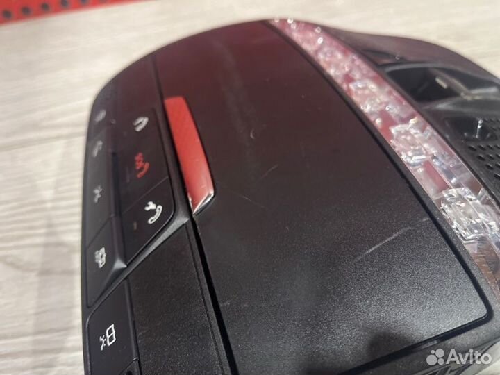 Плафон подсветки салона Mercedes-Benz C-Class W205