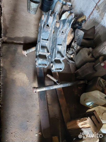 Вилы палетные на экскаватор погрузчик Мст