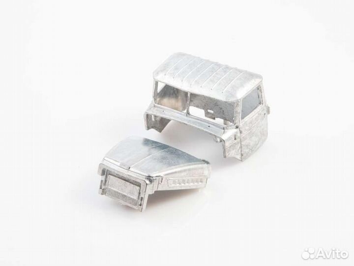 Сборная модель урал- 377 бортовой 1393AVD