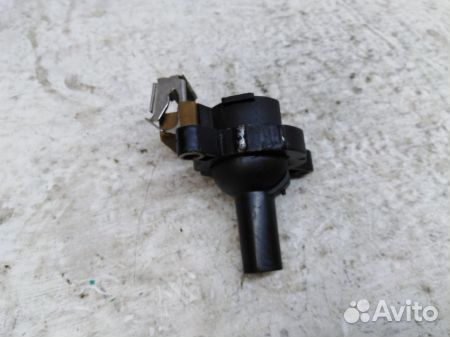 Катушка зажигания 12131404309