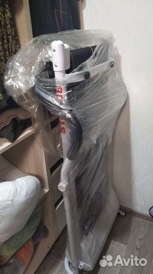 Турник, беговая дорожка, утяжелители