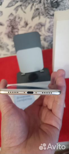 Xiaomi Mi Max 2, 4/64 ГБ