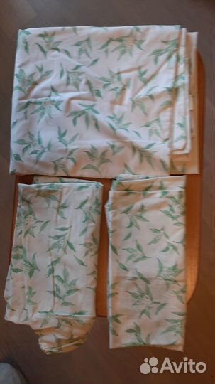 Простынь двухспальная и 2 наволочки