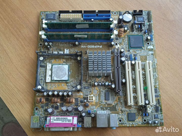 Материнская плата