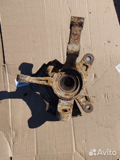 Поворотный кулак передний левый Chevrolet AveoT200